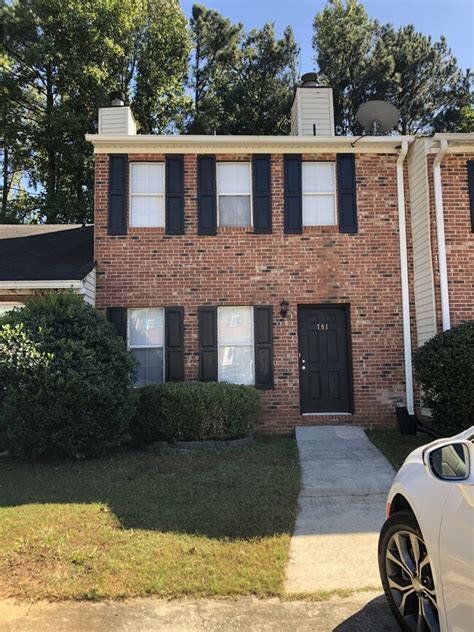 Townhomes for Rent in 30126 .